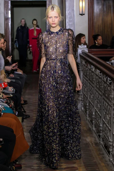 Look 36